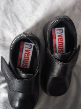 Zapatos escolares negros Venus talla 24