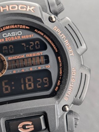 Orologio Casio G-Shock Nero e Oro