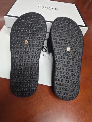 Sandalias Guess Negras y Doradas Nuevas