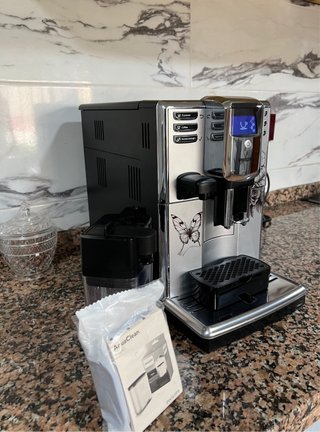 Cafetera Philips EP5363 + Accesorios