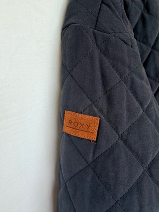 Chaqueta Roxy acolchada negra