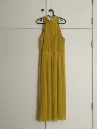 Vestido Zara verde oliva nuevo