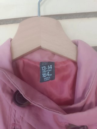 Gabardina corta rosa niña Talla M