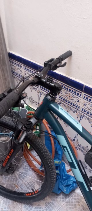 Bicicleta GT todo camino nueva