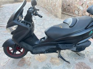 Suzuki Burgman 2007.