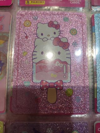 Lote 86 Cartas Hello Kitty y Amigos repetidas.