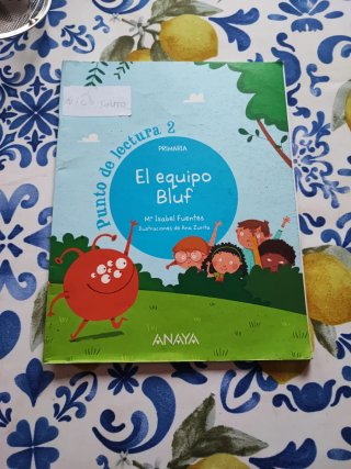 Lengua Andalucía ; El equipo Bluf. 2 Primaria