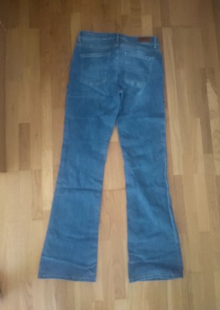 Pantalón vaquero ONLY campana azul