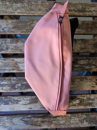 Riñonera Rains rosa