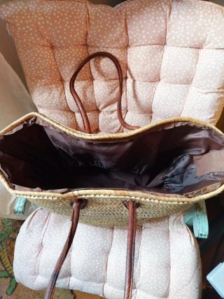 Bolso de playa con corazones de lentejuelas