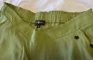 Pantalón verde palazzo