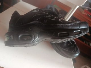 Zapatillas tn  Negras  made in prc Usadas una vez