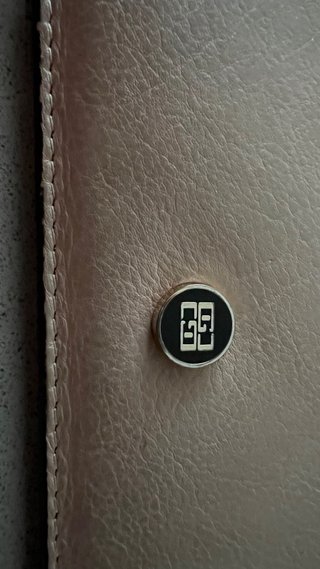 Cartera piel Gloria Ortiz 14x19