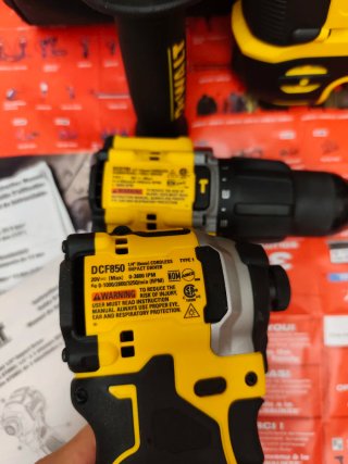 Kit Taladro y Atornillador Dewalt Brushless