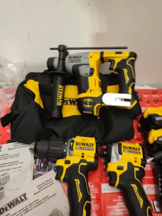 Kit Taladro y Atornillador Dewalt Brushless