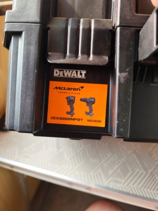 Maletín DeWalt McLaren Edición Especial