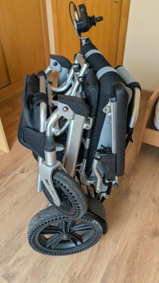 Silla de Ruedas Eléctrica Ligera YE245C
