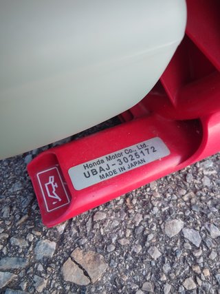 Soplador de mano Honda.