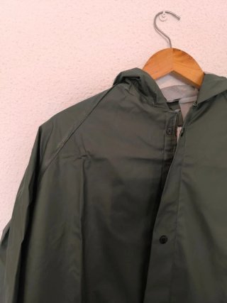 Chubasquero / Cortavientos Verde