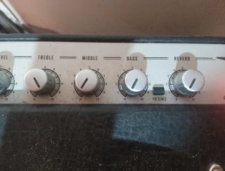 Amplificador Crate V50 a válvulas - Reverb Muelle