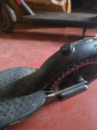 Patinete eléctrico Benidorm. Sin el candado