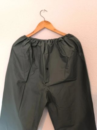 Pantalón verde