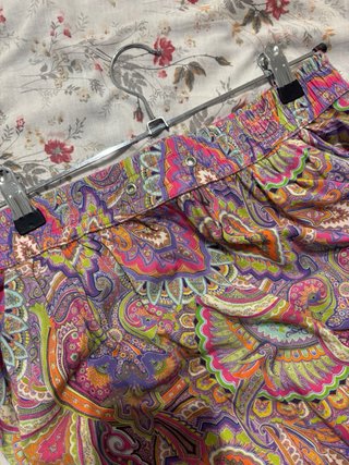 Pantalones estampados multicolor