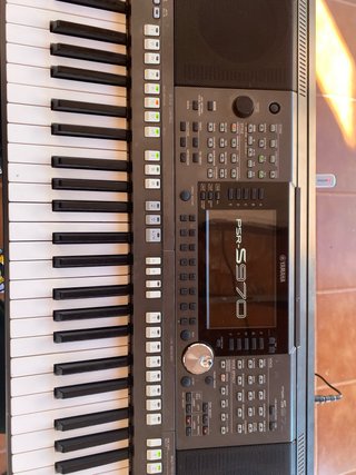 Teclado Yamaha psr s970