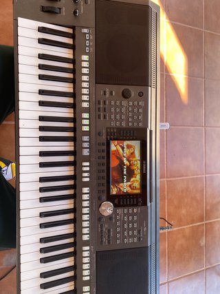 Teclado Yamaha psr s970
