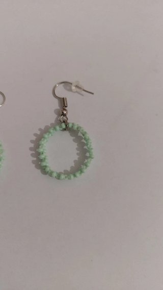 Pendientes Aros Verdes hecho a mano con cuentas