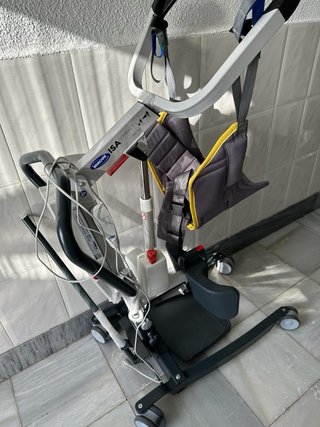 Grúa de bipedestación Invacare ISA Compact