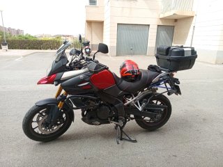 Suzuki V-Strom 1000 Adventure Roja/Plata