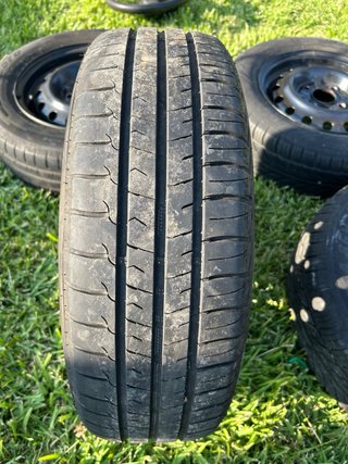 Neumático 185/65R14 Nissan Primera P10