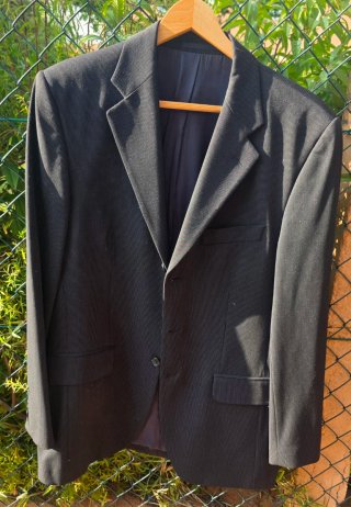 Traje negro para boda