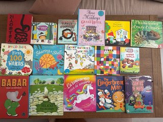 Lote 14 libros castellano, catalan, ingles