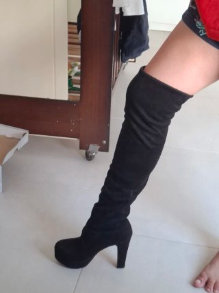 Botas altas negras