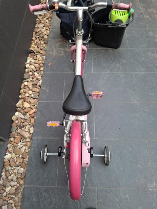 Bicicleta niña 16 con ruedines