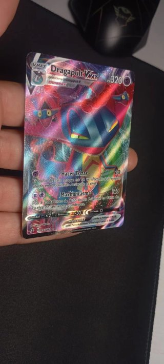 Dragapult VMAX #093/192 Carta Pokémon