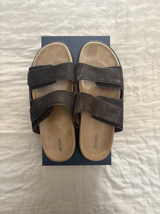 Sandalias ZARA piel serraje gris