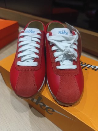Zapatilla Nike Cortez Roja
