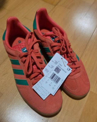 Adidas Gazelle Indoor Coral/Verde Talla 42