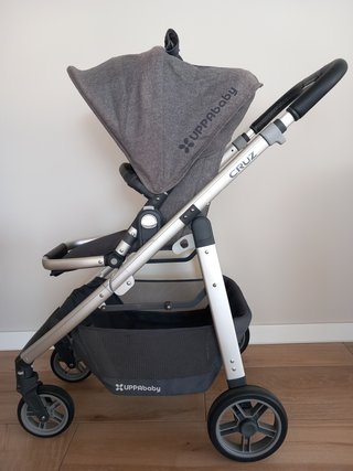 Capazo y Silla Uppababy Cruz en perfecto estado.