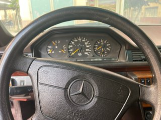 Mercedes-Benz 300D 1998