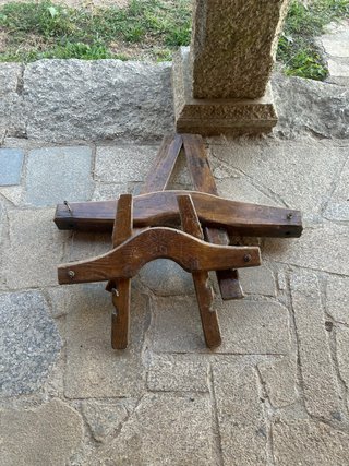 Yugo de madera para animales