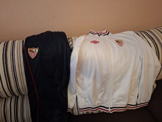 Chándal Sevilla FC Umbro azul marino y Blanco