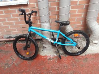 Bicicleta BMX Azul