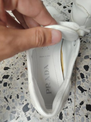 Zapatillas Prada Piel Charol Blancas Talla 36