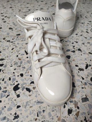 Zapatillas Prada Piel Charol Blancas Talla 36