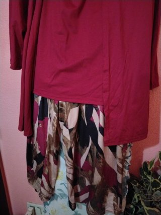 Conjunto pantalón  top y cardigan granate