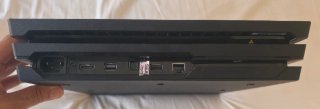 PS4 Pro 1TB + Mando + 3 Juegos